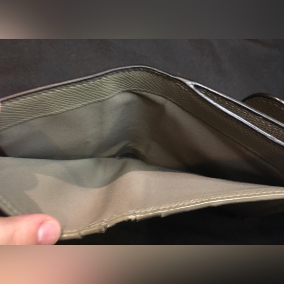 (Needs Repair) Coach Gray Pebble Leather Wallet - Picture 6 of 10